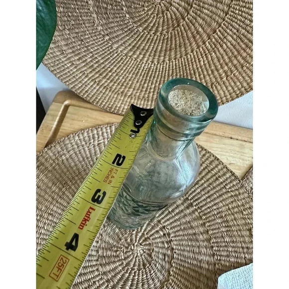 Vintage Diamond Glass bottle with cork - Picture 8 of 8